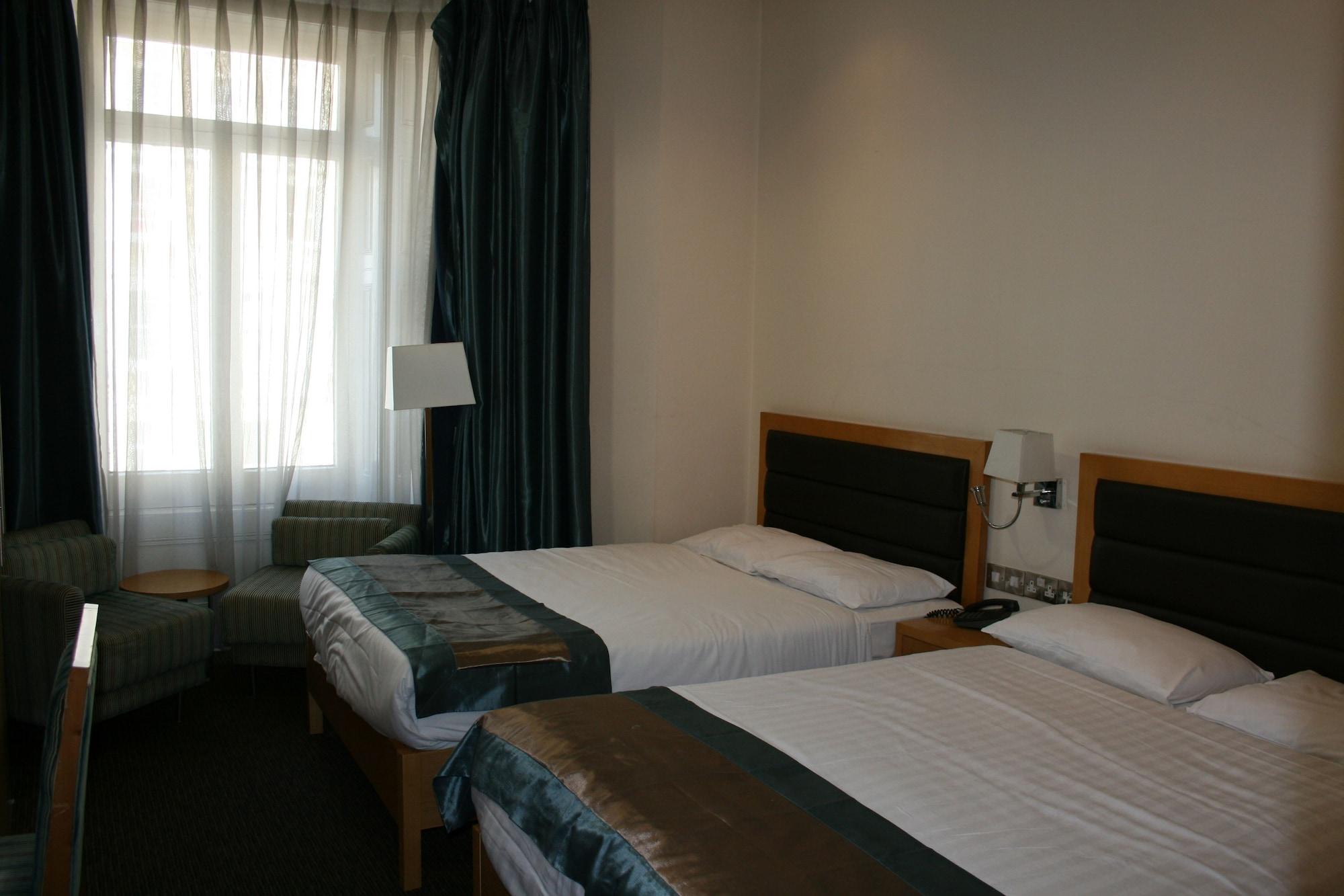 Cromwell Hotel Лондон Экстерьер фото