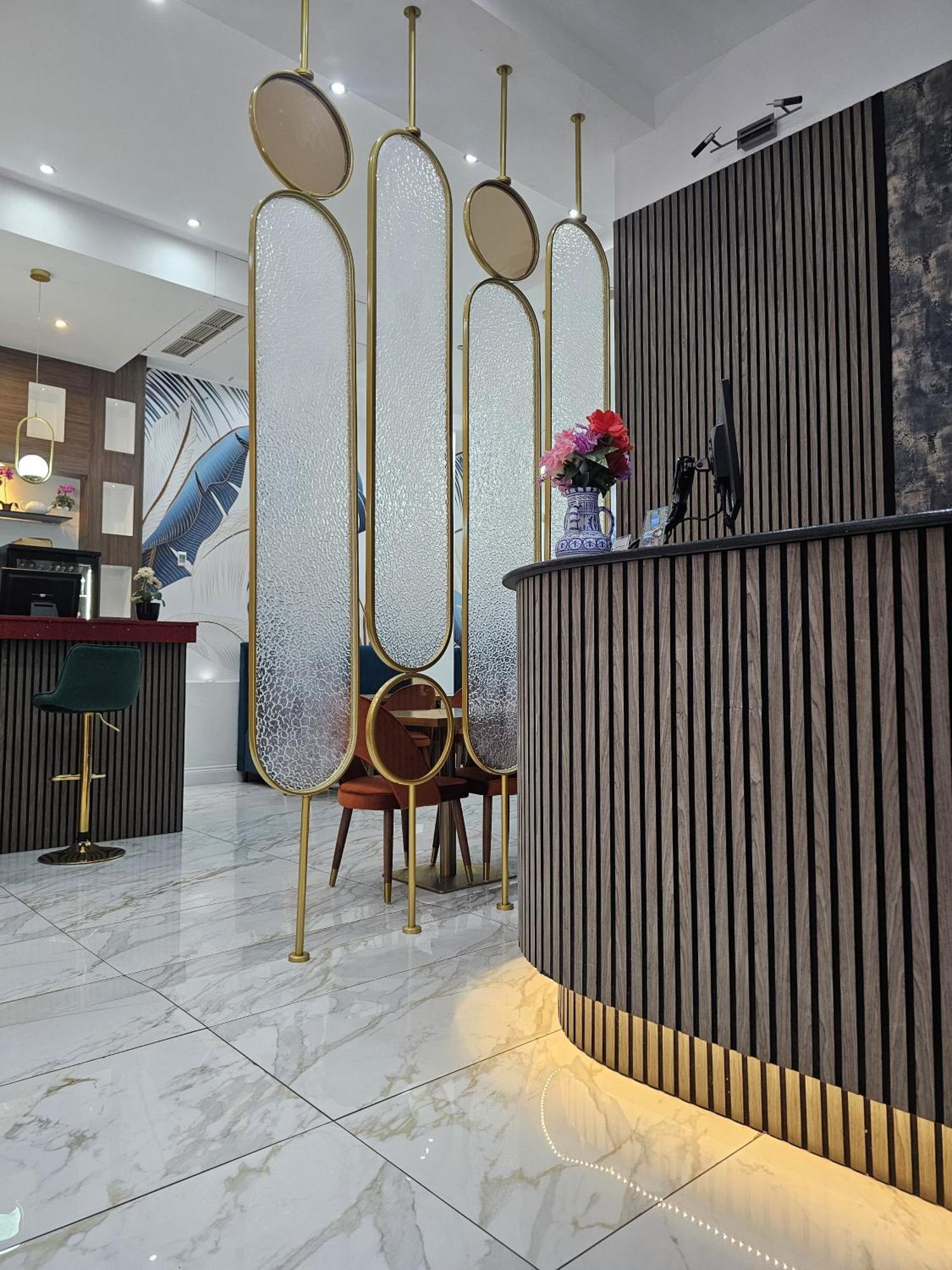 Cromwell Hotel Лондон Экстерьер фото